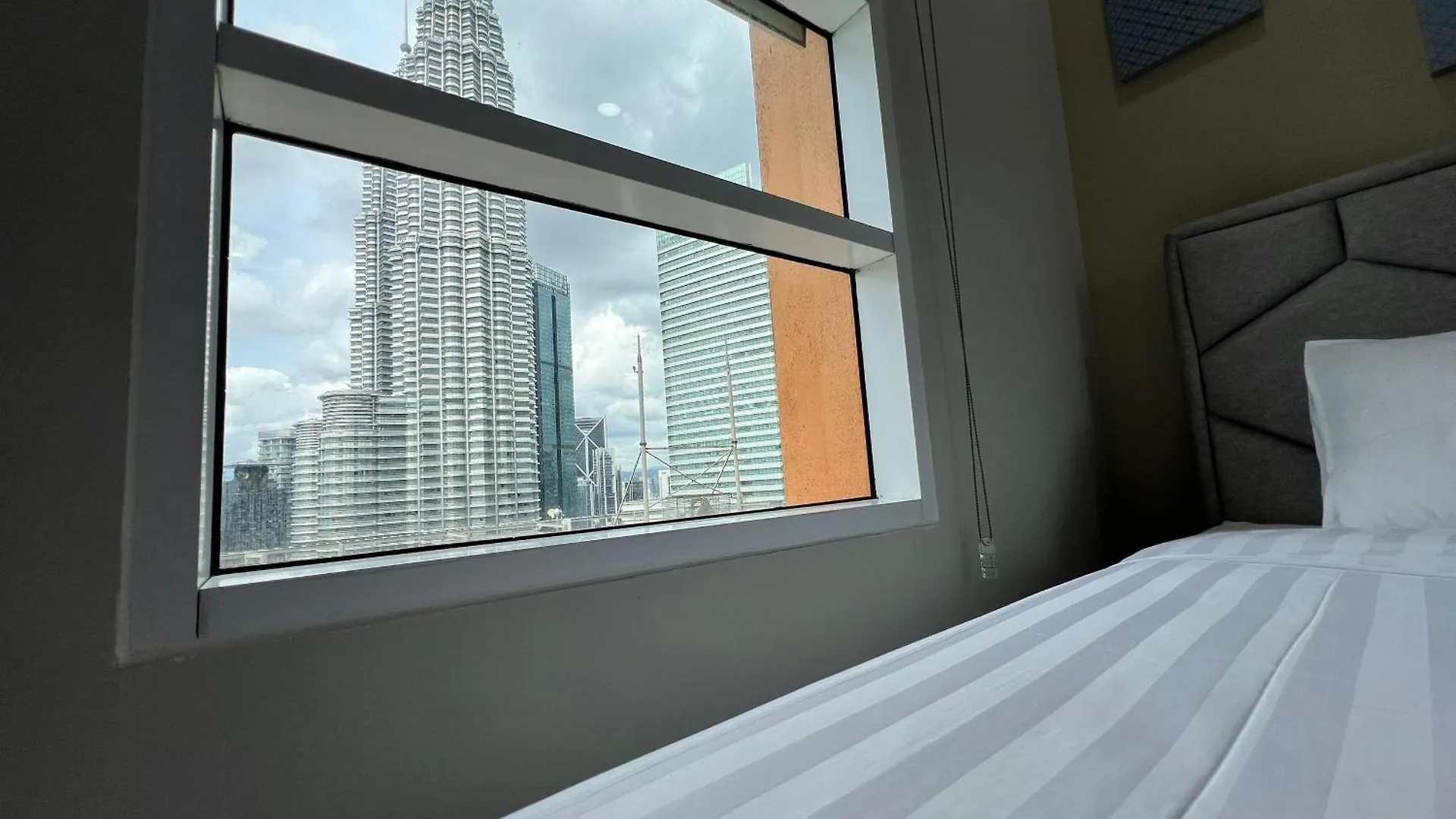 Sky Suites At Klcc By Mitstay 吉隆坡 公寓