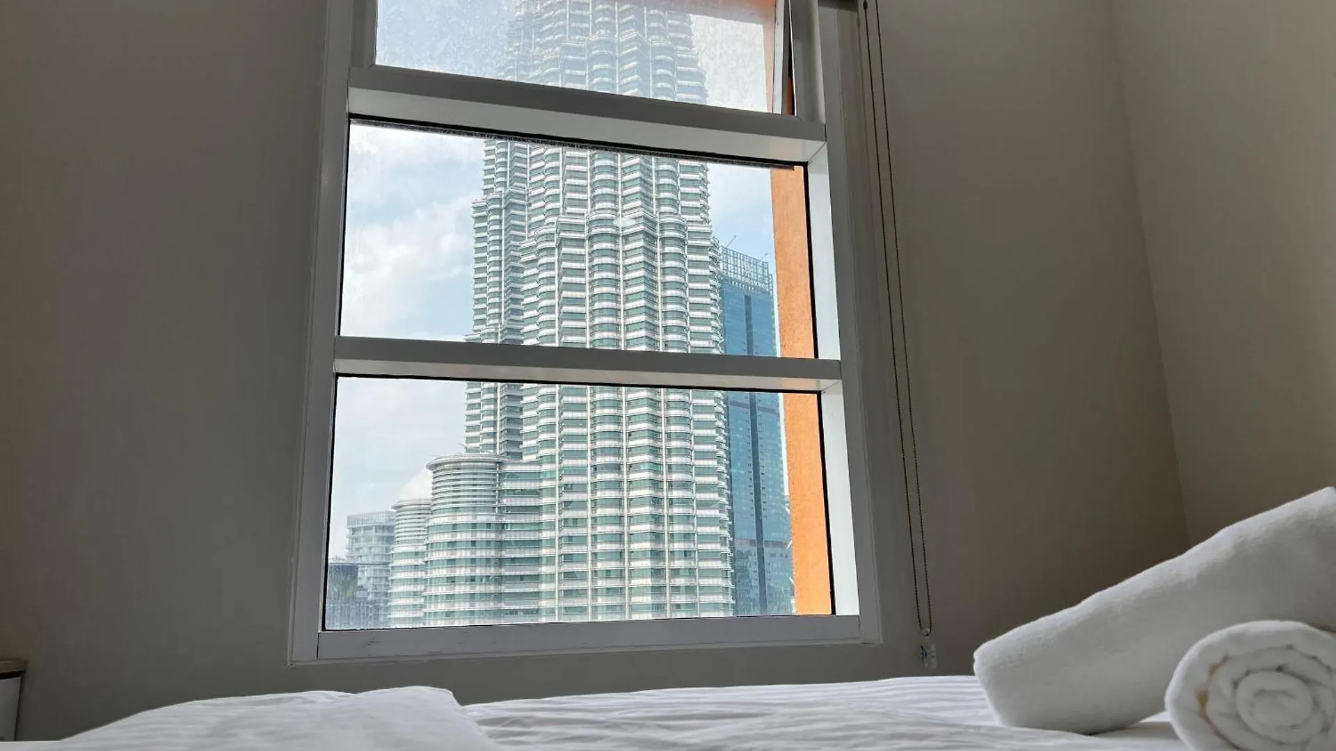 Sky Suites At Klcc By Mitstay 吉隆坡 马来西亚