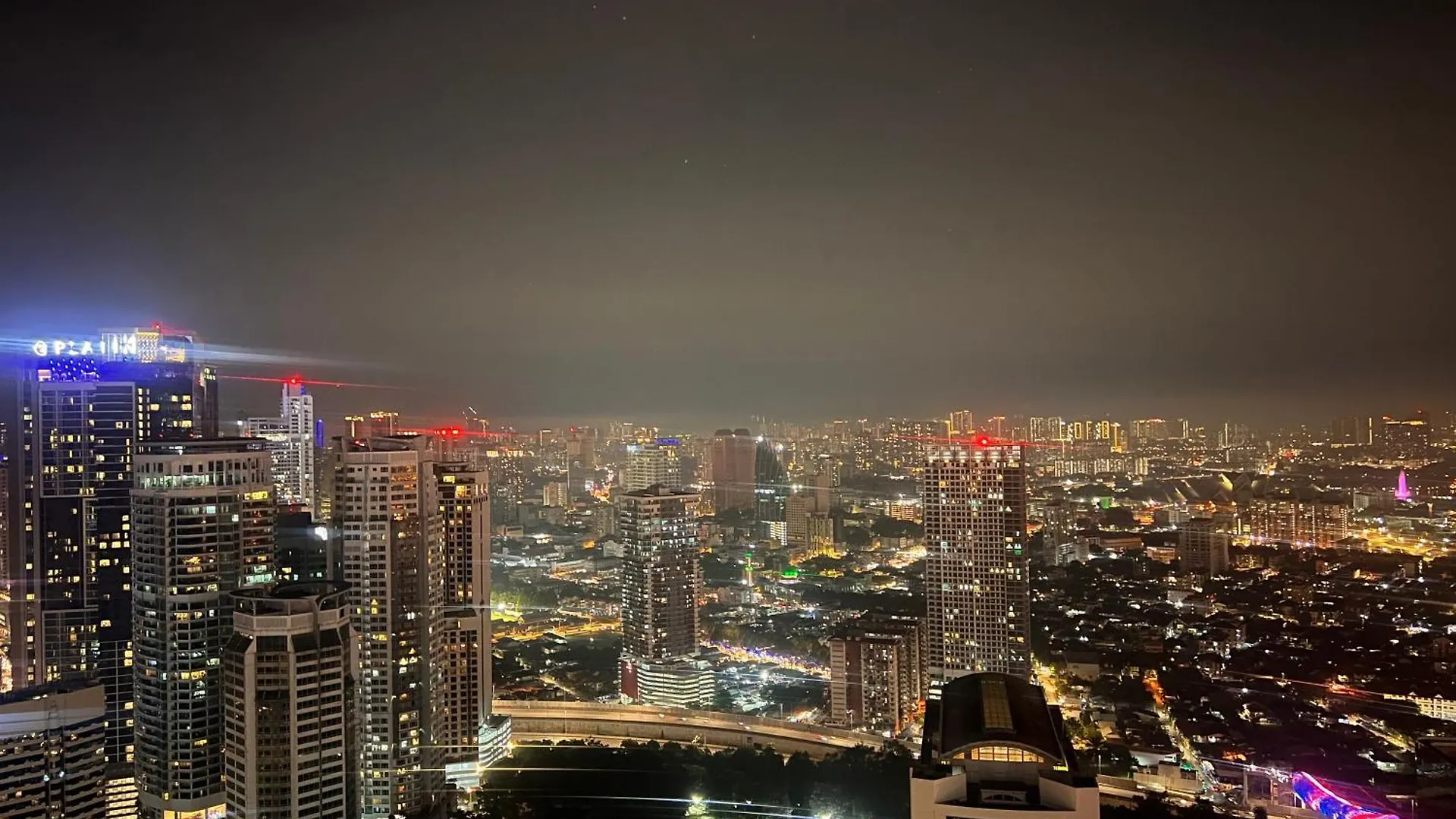 公寓 Sky Suites At Klcc By Mitstay 吉隆坡 马来西亚