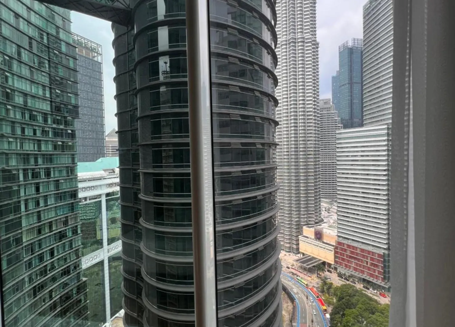 Sky Suites At Klcc By Mitstay 吉隆坡 0*,