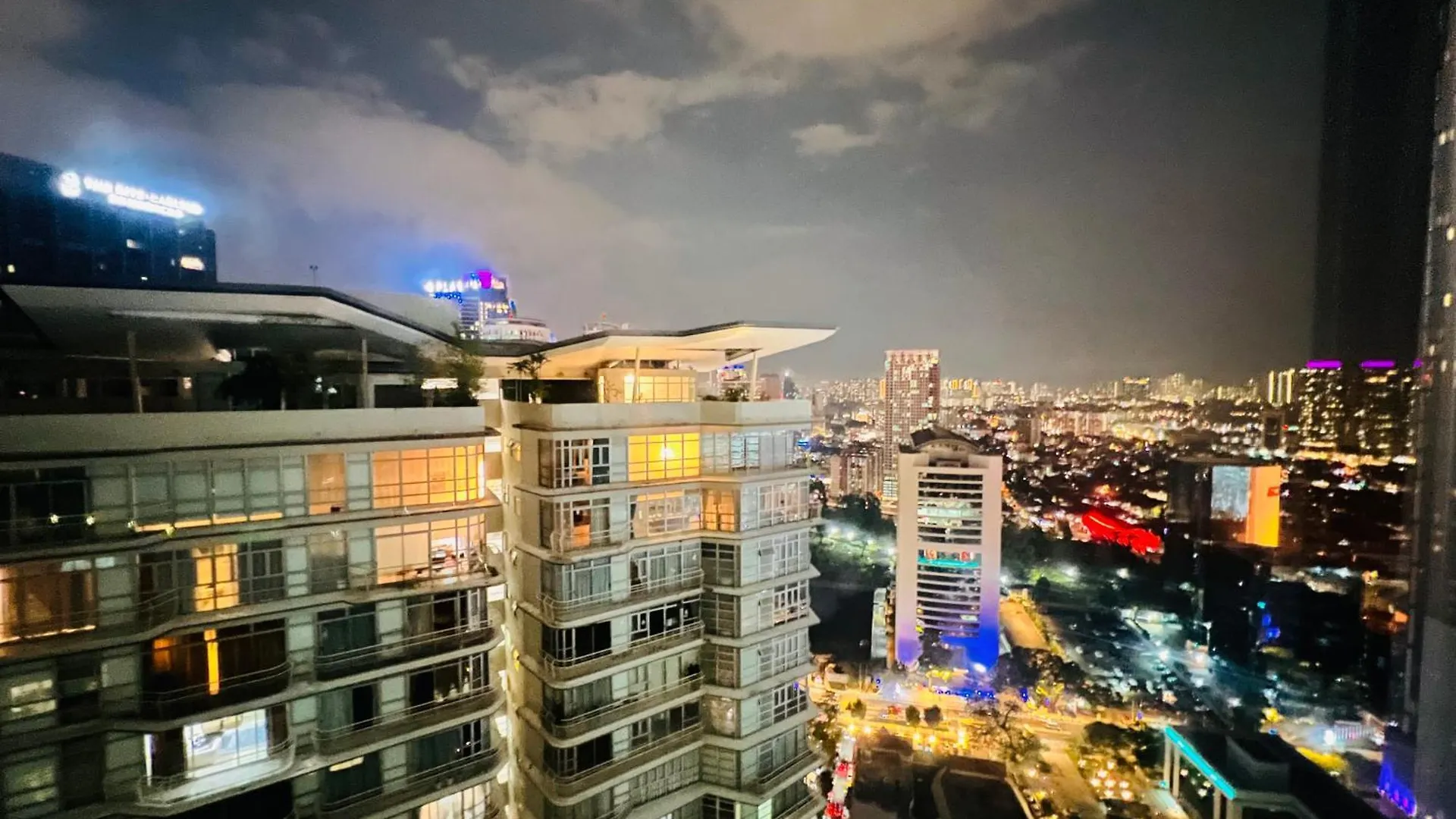 Sky Suites At Klcc By Mitstay 吉隆坡 0*,